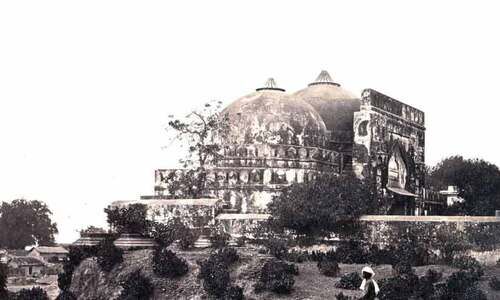 അയോധ്യയിൽ നടന്നത്​  ചരിത്രത്തിന്റെ വക്രീകരണം