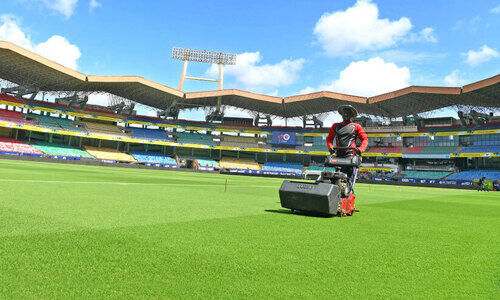 സ്റ്റാർട്ട് ഗെയിം ഐ.എസ്.എൽ പത്താം സീസണ് ഇന്ന് കൊച്ചിയിൽ കിക്കോഫ് സ്റ്റാർട്ട് ഗെയിം ഐ.എസ്.എൽ പത്താം സീസണ് ഇന്ന് കൊച്ചിയിൽ കിക്കോഫ്