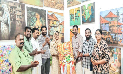 വയനാടിന് താങ്ങാവാൻ സാറ ഹുസൈന്റെ ചിത്രവും വയനാടിന് താങ്ങാവാൻ സാറ ഹുസൈന്റെ ചിത്രവും