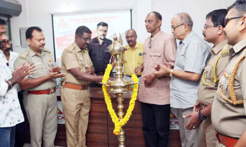 ഡ്രൈവിങ്​ ലൈസൻസ്: പരിശീലനം നേടാൻ പ്രത്യേക കേന്ദ്രം