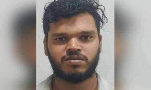 പിതാവിന്റെ ആത്മഹത്യ: മകൻ റിമാൻഡിൽ