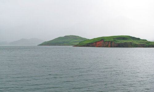 മ​ഴ​ക്കൊ​യ്ത്തി​നൊ​രു​ങ്ങി ബാ​ണാ​സു​ര​സാ​ഗ​ർ ഡാം