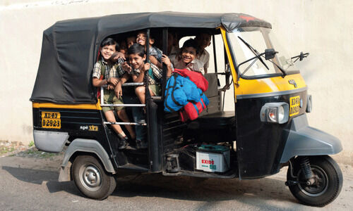 ‘നിങ്ങളുടെ കുട്ടിക്ക് സ്കൂളിൽ പോകാൻ ഇഷ്ടമില്ലേ?’ -കുട്ടികൾ സ്കൂളിൽ പോകാൻ മടി കാണിക്കുന്നതിന്‍റെ കാരണങ്ങളും പരിഹാര മാർഗങ്ങളുമറിയാം