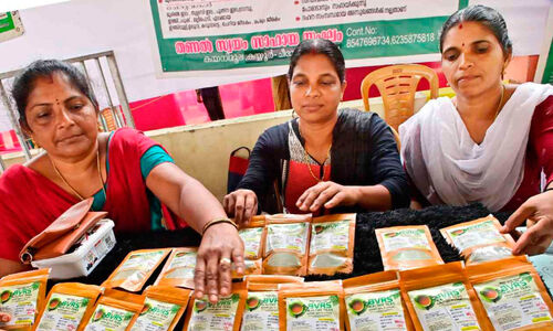 വിജയത്തിന്റെ രുചിയുമായി തേയിലയില്ലാത്ത ചായ