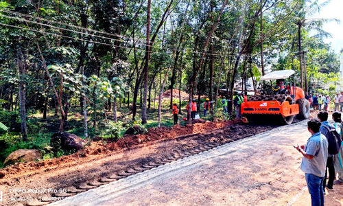 കിള്ളി-മേച്ചിറ-ഇ.എം.എസ് അക്കാദമി; റോഡ് നിർമാണം പാതിവഴിയിൽ