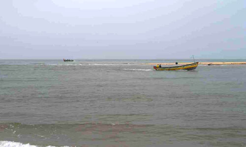 മത്സ്യത്തൊഴിലാളികൾക്ക് അപകട ഭീഷണിയായി മണൽത്തിട്ടകൾ
