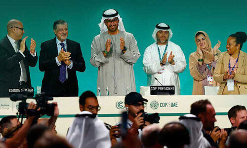 ചരിത്രംകുറിച്ച് കാലാവസ്ഥ ഉടമ്പടി; കോപ് 28ന് സമാപനം ചരിത്രംകുറിച്ച് കാലാവസ്ഥ ഉടമ്പടി; കോപ് 28ന് സമാപനം