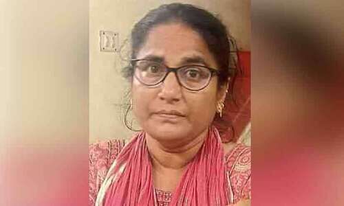 കേരളത്തിലേക്ക് കടത്താൻ ശ്രമിച്ച എട്ട്​ കിലോ കഞ്ചാവുമായി സ്ത്രീ പിടിയിൽ