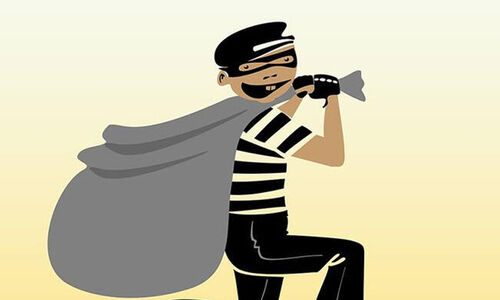 വട്ടംകറക്കി കവര്ച്ചസംഘം വട്ടംകറക്കി കവര്ച്ചസംഘം