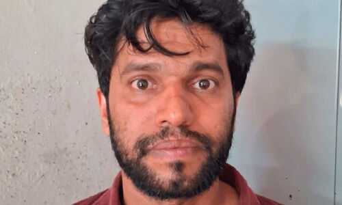 വിദ്യാർഥിനിയെ പീഡിപ്പിക്കാന് ശ്രമിച്ച കേസില് യുവാവ് റിമാൻഡില് വിദ്യാർഥിനിയെ പീഡിപ്പിക്കാന് ശ്രമിച്ച കേസില് യുവാവ് റിമാൻഡില്