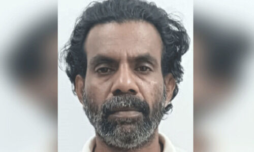 ഭാ​ര്യ​യെ ത​ല​ക്ക​ടി​ച്ചു കൊ​ല​പ്പെ​ടു​ത്താ​ൻ ശ്ര​മം; പ്ര​തി പി​ടി​യി​ൽ