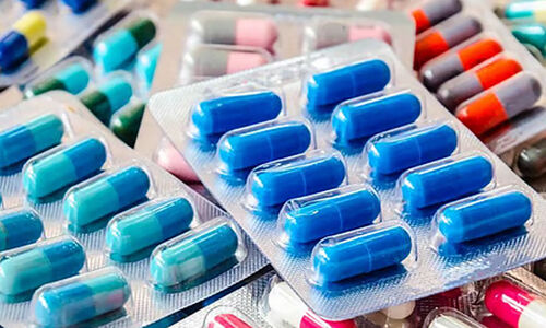 ഗവ. ആശുപത്രികളിലേക്കുള്ള കാരുണ്യയുടെ   മരുന്നുവിതരണം മുടങ്ങി