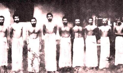 ചുവന്നു തുടുത്ത കമ്യൂണിസ്റ്റ് കാലം ചുവന്നു തുടുത്ത കമ്യൂണിസ്റ്റ് കാലം