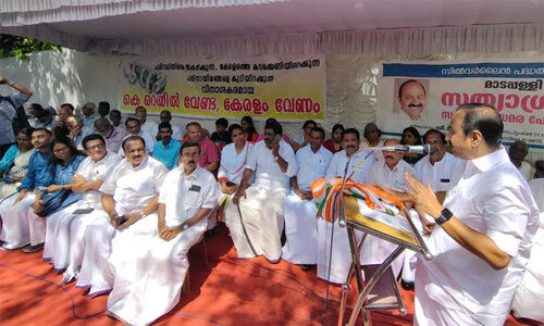 കെ റെയിൽ വരുമെന്ന് പുതുപ്പള്ളിയിൽ പ്രഖ്യാപിക്കുവാൻ മുഖ്യമന്ത്രി തയാറാണോയെന്ന് വി.ഡി സതീശൻ കെ റെയിൽ വരുമെന്ന് പുതുപ്പള്ളിയിൽ പ്രഖ്യാപിക്കുവാൻ മുഖ്യമന്ത്രി തയാറാണോയെന്ന് വി.ഡി സതീശൻ