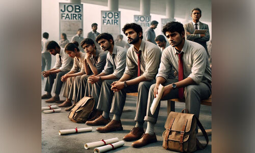 സാർ, നിലവാരമില്ലായ്​മയാണ്​ ഇവിടെ മെയിൻ; എൻജി. കോളജുകളിൽ പാസായത് 46.3 ശതമാനം, തൊഴിൽരഹിതർ 28.6 ശതമാനം