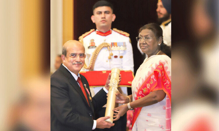 കേരളത്തിൽ ആദ്യമായി ഹൃദയം മാറ്റിവെച്ചു. 22,500ലധികം ഹൃദയ ശസ്ത്രക്രിയ; ഹൃദ്രോഗ വിദഗ്ധൻ ഡോ. ജോസ് ചാക്കോ പെരിയപുറം ജീവിതം പറയുന്നു