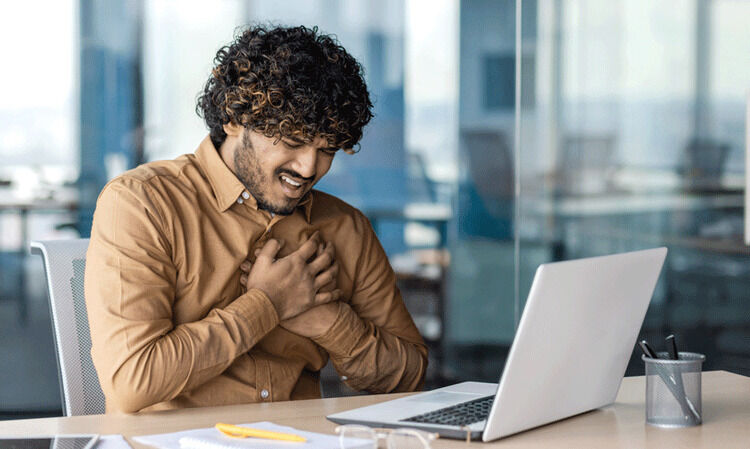 ഹൃദയാഘാതം ഇപ്പോൾ ചെറുപ്പക്കാരെയും പിടികൂടുന്നു... അറിയാം, കാരണങ്ങളും പരിഹാരവും