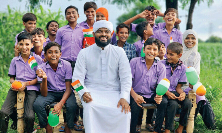 ‘പഠനം ഉപേക്ഷിച്ച ഉത്തരേന്ത്യൻ കുട്ടികളെ തിരികെ സ്കൂളിലെത്തിക്കാൻ ആറു ലേണിങ് സെന്‍ററുകൾ ആരംഭിച്ചു’ -വ്ലോഗർ പി.ടി. മുഹമ്മദിന്‍റെ യാത്രാജീവിതത്തിലൂടെ