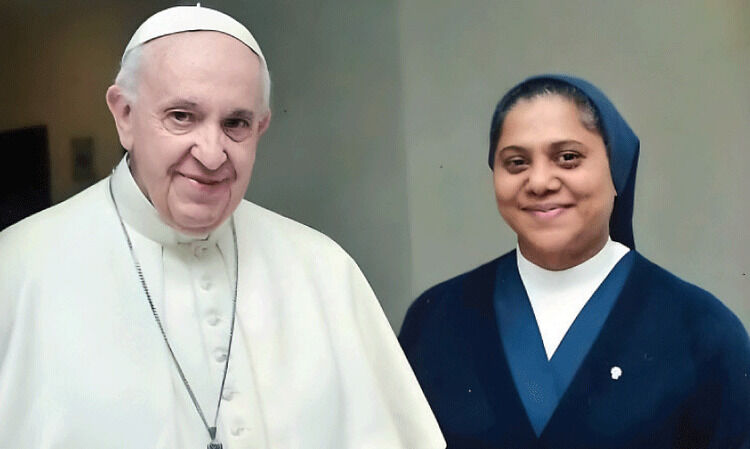 ‘ഫ്രാൻസിസ് മാർപാപ്പയെ വിശുദ്ധനായി പ്രഖ്യാപിക്കുമെന്ന് എനിക്ക് ഉറപ്പുണ്ട്’ -പാപ്പയോടൊപ്പമുള്ള നിമിഷങ്ങൾ ഓർത്തെടുക്കുകയാണ് മലയാളിയായ സിസ്റ്റർ ഫിലോമിന