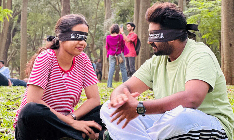 നിങ്ങളെ മുൻവിധിയില്ലാതെ കേട്ടിരിക്കാൻ ഒരാളുണ്ടോ?