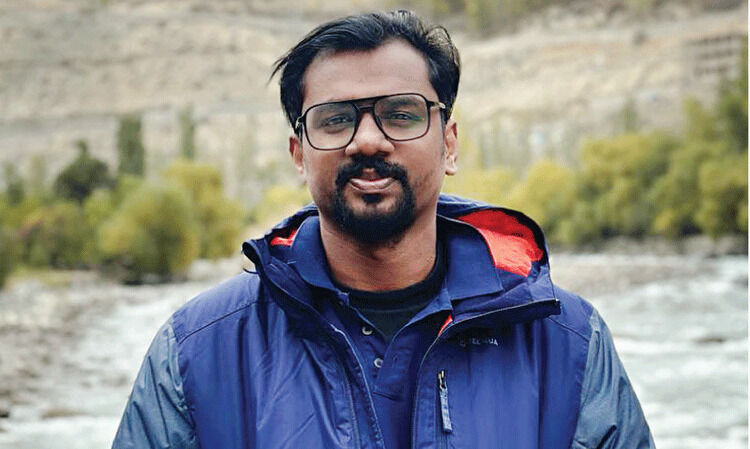 റീൽ കാണുന്നതുപോലെ പഠനം രസകരമായെടുത്ത ഒരാളെക്കുറിച്ചറിയാം