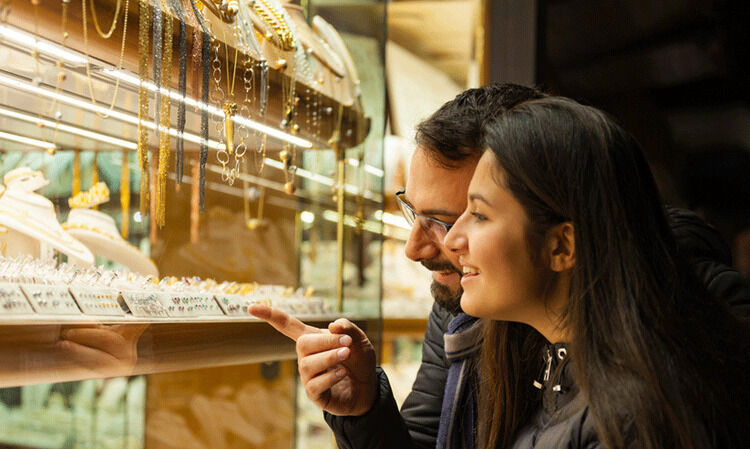 മലയാളിയുടെ സ്വർണഭ്രമം അനാവശ്യ സംസ്കാരമല്ല. അറിയാം, ഏറെ മൂല്യമുള്ള സ്വർണത്തിന്‍റെ സാമ്പത്തിക പ്രാധാന്യം