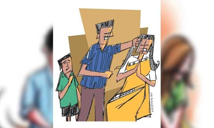 ‘ഒരു ദയയുമില്ലാതെ സ്വന്തം അമ്മയെ തല്ലിച്ചതക്കുന്ന അച്ഛനോട് ഏത് മകനാണ് ഇഷ്ടം തോന്നുക?...’