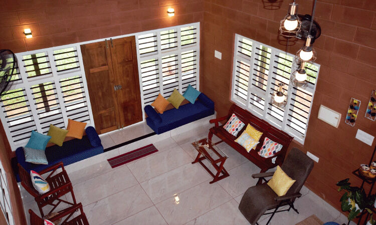 മരത്തടി ഉപയോഗിച്ച് മാത്രം വാതിലും ജനലും നിർമിച്ചിരുന്ന കാലം കഴിഞ്ഞു... തടിക്കുപകരം ഉപയോഗിക്കാവുന്ന മെറ്റീരിയലുകൾ ഇവയാണ്