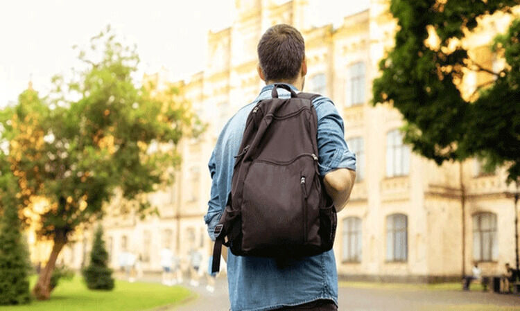 ‘വിദേശ പഠനം ഹിമാലയൻ ടാസ്കല്ല’... വിദ്യാർഥികൾ പ്രതികരിക്കുന്നു