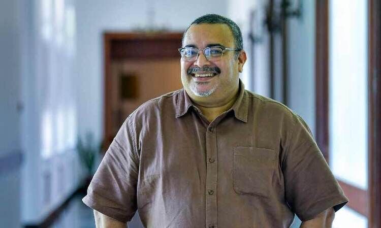 ടെ​യ്ൽ​സ് ഫ്രം വ​ക്കം, പോ​ള​ണ്ട്​ ആ​ൻ​ഡ്​ ഗ​ൾ​ഫ്