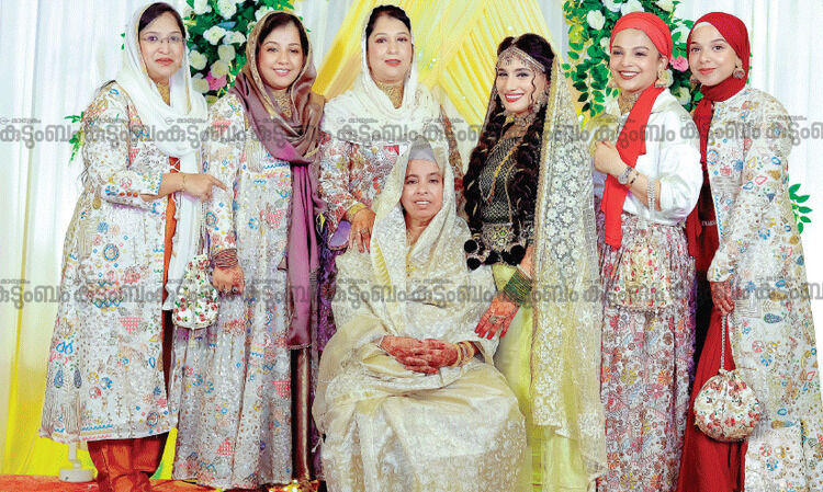 ആറു പെൺമക്കളെയും പഠിപ്പിച്ച് ഡോക്ടര്‍മാരാക്കി നാടിന് സമ്മാനിച്ച് ഒരു ഉമ്മ