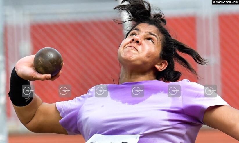 സംസ്ഥാന സീനിയര് അത്ലറ്റിക് മീറ്റ് തുടങ്ങി; ആദ്യദിനം പാലക്കാടന് കുതിപ്പ് സംസ്ഥാന സീനിയര് അത്ലറ്റിക് മീറ്റ് തുടങ്ങി; ആദ്യദിനം പാലക്കാടന് കുതിപ്പ്