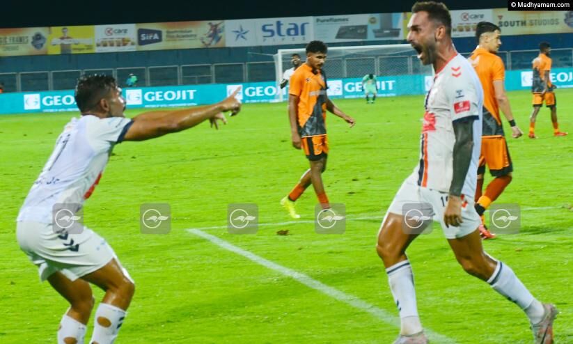 സൂപ്പർ ലീഗ് കേരള: തൃശൂരിനെ മലർത്തിയടിച്ച് മലപ്പുറം