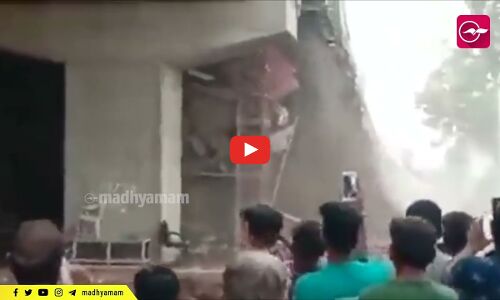 ഗുജറാത്ത് മോഡൽ ?  ഉദ്ഘാടനത്തിന് തയാറായ പാലം തകർന്ന് വീണു