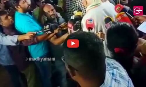 മീഡിയവണും കൈരളിയും ഇറങ്ങിപ്പോകണം; മാധ്യമവിലക്കുമായി വീണ്ടും ഗവർണർ