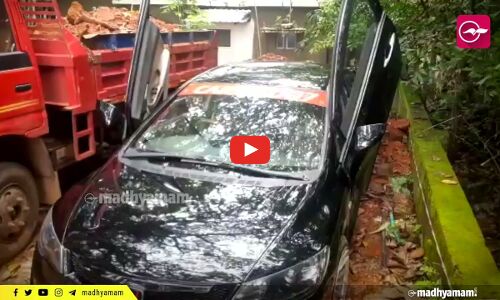 കോളേജിലെ ഓണാഘോഷ പരിപാടിക്ക് രൂപമാറ്റം വരുത്തിയ വാഹനം; പൂട്ടിട്ട് മോട്ടോർ വാഹന വകുപ്പ്