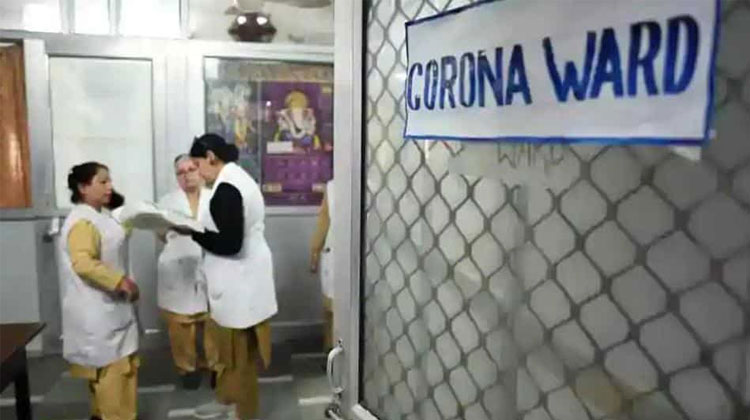 കൊറോണ വാർഡിൽ ഡ്യൂട്ടി; ഡോക്​ടർ ദമ്പതിമാർ രാജിവെച്ചു