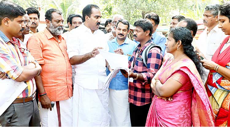 പുത്തന്‍തോട് വളവ് നികത്താന്‍ സർവേ ആരംഭിച്ചു