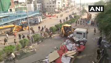 കോവിഡ്​19: ശാഹീൻബാഗിലെ സമരപന്തലുകൾ പൊലീസ്​ പൊളിച്ചു നീക്കി