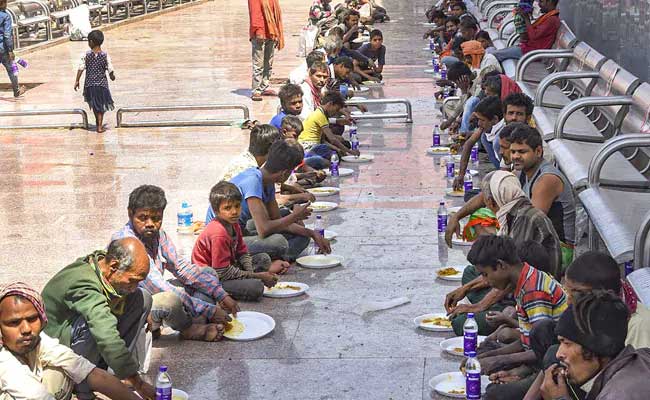 ഭജനയോ നിസ്​കാരമോ ആക​ട്ടെ, അന്തർസംസ്ഥാന തൊഴിലാളികൾക്ക്​ കൗൺസലിങ്​ നൽകൂ- സുപ്രീംകോടതി