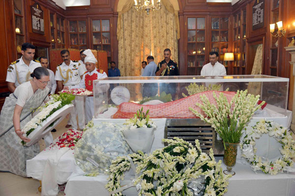 കലയില്‍ വ്യക്തിമുദ്ര പതിപ്പിച്ച സുവ്റ മുഖര്‍ജി