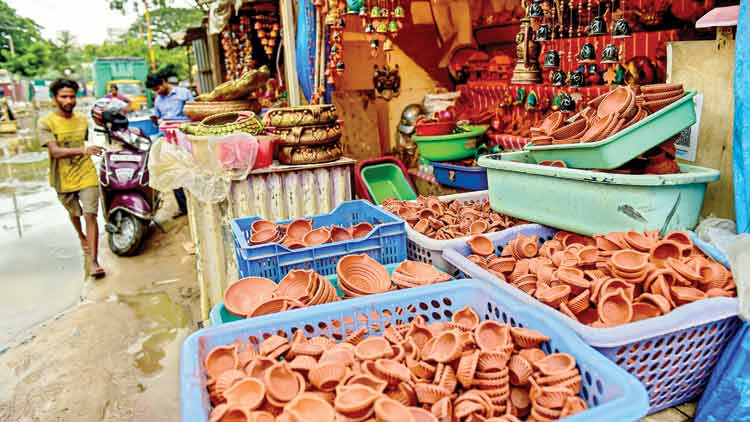 ദീ​പ​ങ്ങ​ളു​ടെ ഉ​ത്സ​വ​ം പ​​രി​​സ്ഥി​​തി സൗ​​ഹൃ​ദ​​മാ​​ക്കാ​​ൻ കാ​​മ്പ​​യി​​ൻ