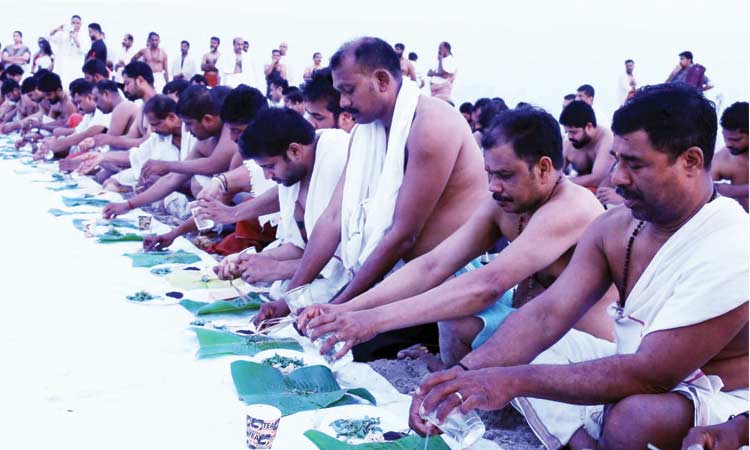 ബഹ്​റൈനിൽ ആയിരത്തോളംപേർ ബലിതർപണം നടത്തി