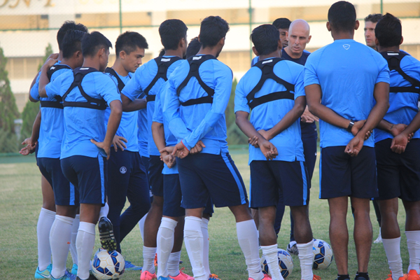 തുര്‍ക്മെനിസ്താനില്‍ ഇന്ത്യക്ക് മരണപ്പോരാട്ടം