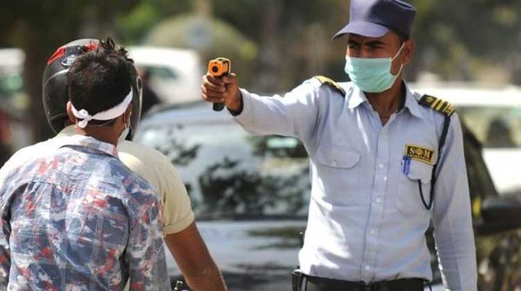 മുംബൈ ചേരികളിൽ കോവിഡ്​ രോഗികൾ കൂടുന്നു