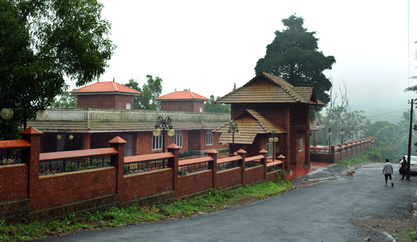 റാണിപുരം ടൂറിസം സെന്‍റര്‍  ഉദ്ഘാടനത്തിനൊരുങ്ങി