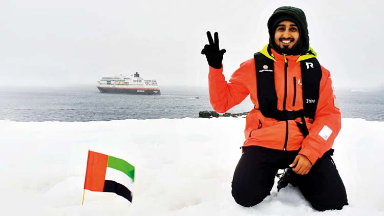 പെ​ൻ​ഗ്വി​നു​ക​ളു​ടെ നാ​ട്ടി​ൽ മ​ഞ്ഞു​മ​ല​ക​ൾ​ക്ക്​ ന​ടു​വി​ൽ