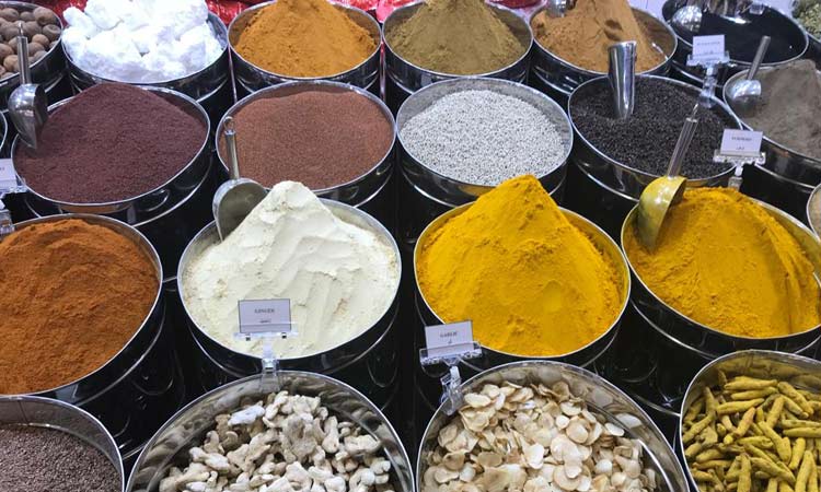 5000 ഭ​ക്ഷ്യോ​ൽ​പ​ന്ന​ങ്ങ​ൾ​ക്ക്​ 70 ശ​ത​മാ​നം വ​രെ വി​ല​ക്കി​ഴി​വ്​