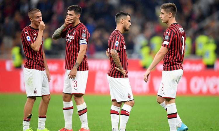 അ​ഞ്ചു വ​ർ​ഷ​ത്തി​നി​ടെ മൂ​ന്നു വ്യ​ത്യ​സ്​​ത ഉ​ട​മ​സ്​​ഥ​ർ, എ​ട്ടു കോ​ച്ചു​മാ​ർ, എന്തുപറ്റി എ.സി മിലാന്​?