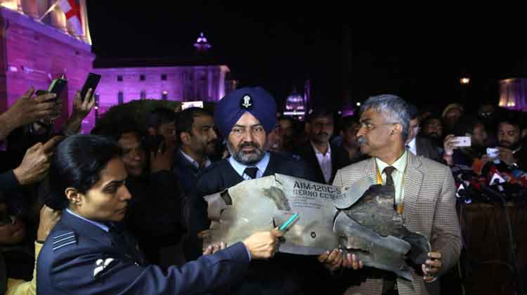 പാക്​ പൈലറ്റ്​ കൊല്ലപ്പെട്ടത്​ പ്രദേശവാസികളുടെ ആക്രമണത്തിലെന്ന്​